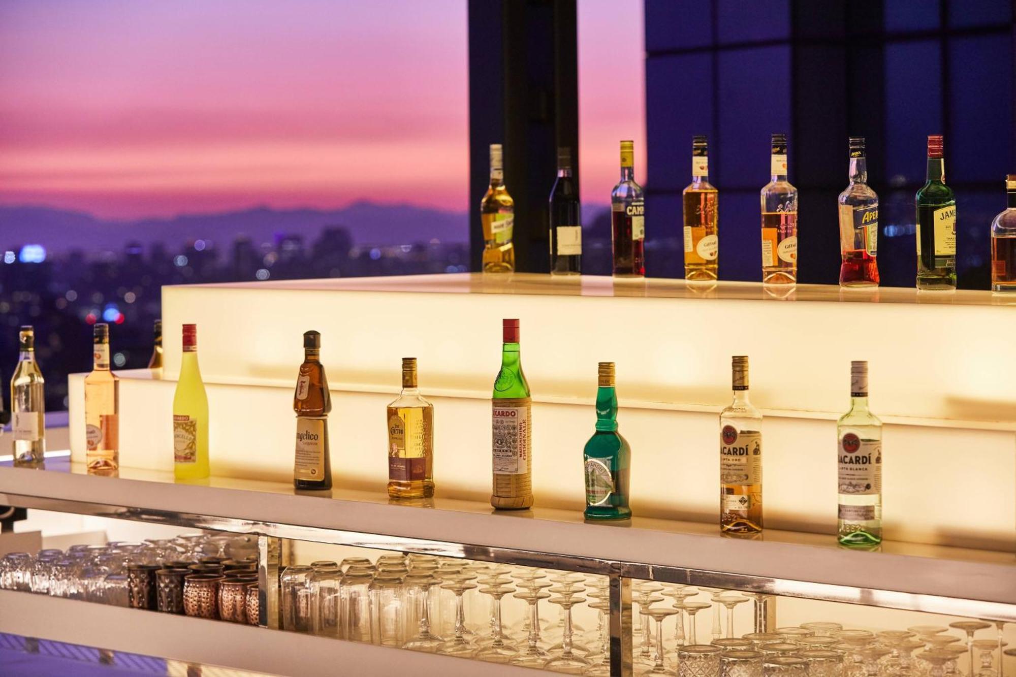 Ac Hotel By Marriott Santiago Cenco Costanera Экстерьер фото